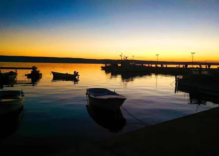 Апартаменты In Starigrad-paklenica 6845 Стариград-Пакленица