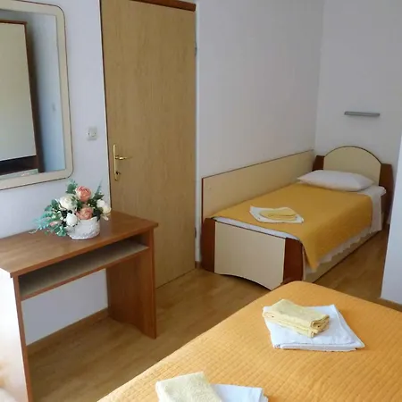 Apartman In Starigrad-paklenica 6845 Starigrad Paklenica
